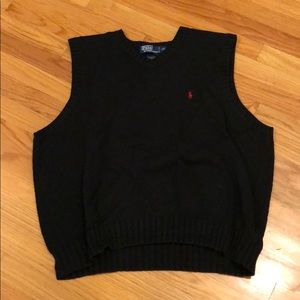 Men’s pullover tank style sweater